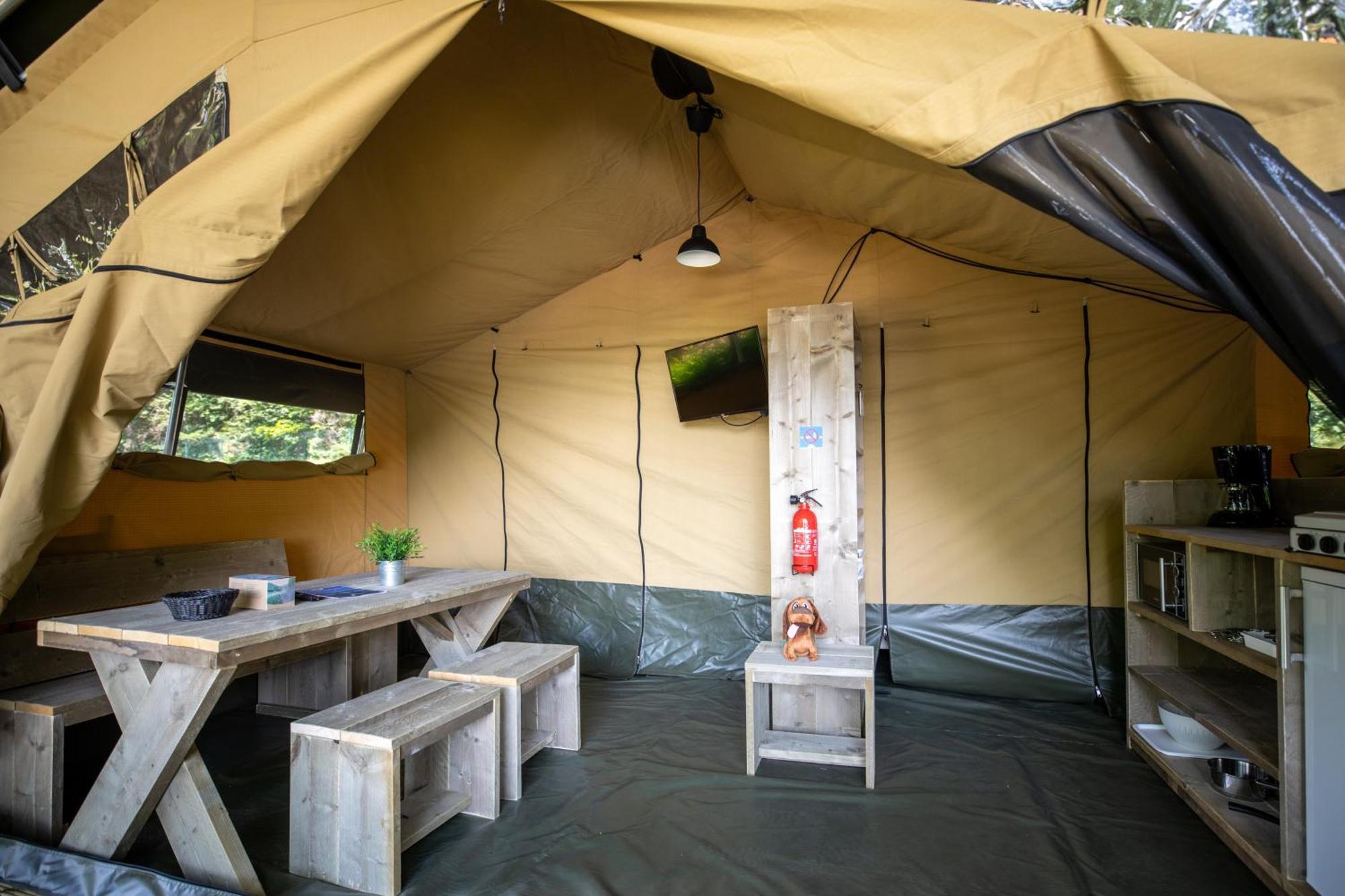 Camping Rcn Les Collines De Кастеллан Номер фото