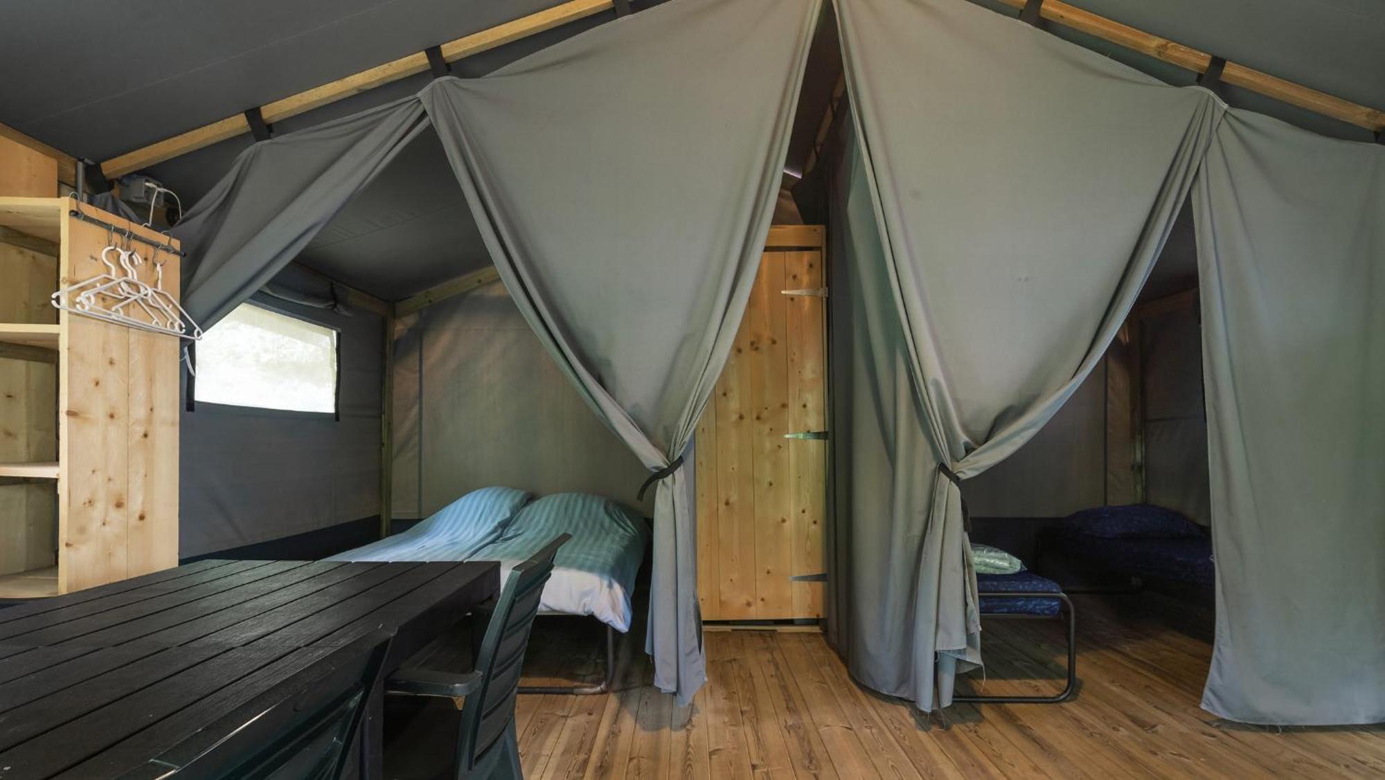 Camping Rcn Les Collines De Кастеллан Экстерьер фото